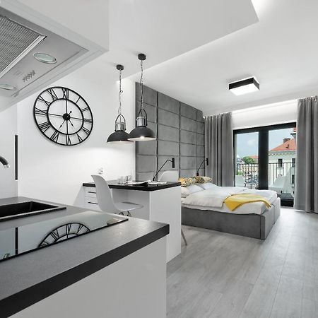 Native Apartments Rajska 3 Krakow Ngoại thất bức ảnh