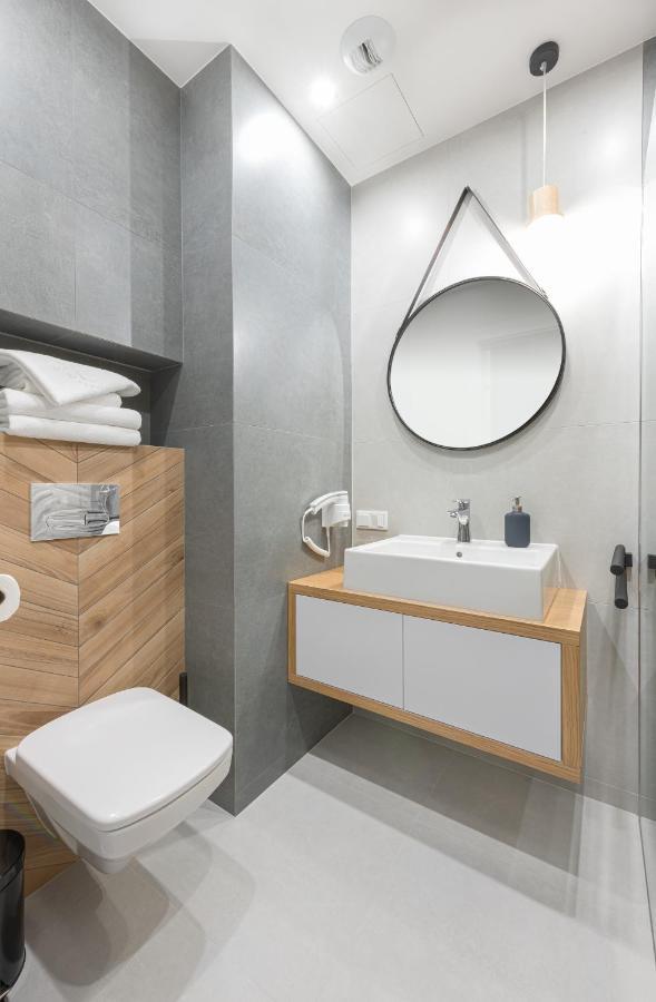 Native Apartments Rajska 3 Krakow Ngoại thất bức ảnh